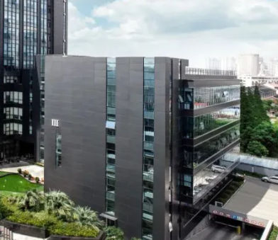 陕西彩亮亮化工程有限公司室内小间距LED显示屏技术参数与选型要点